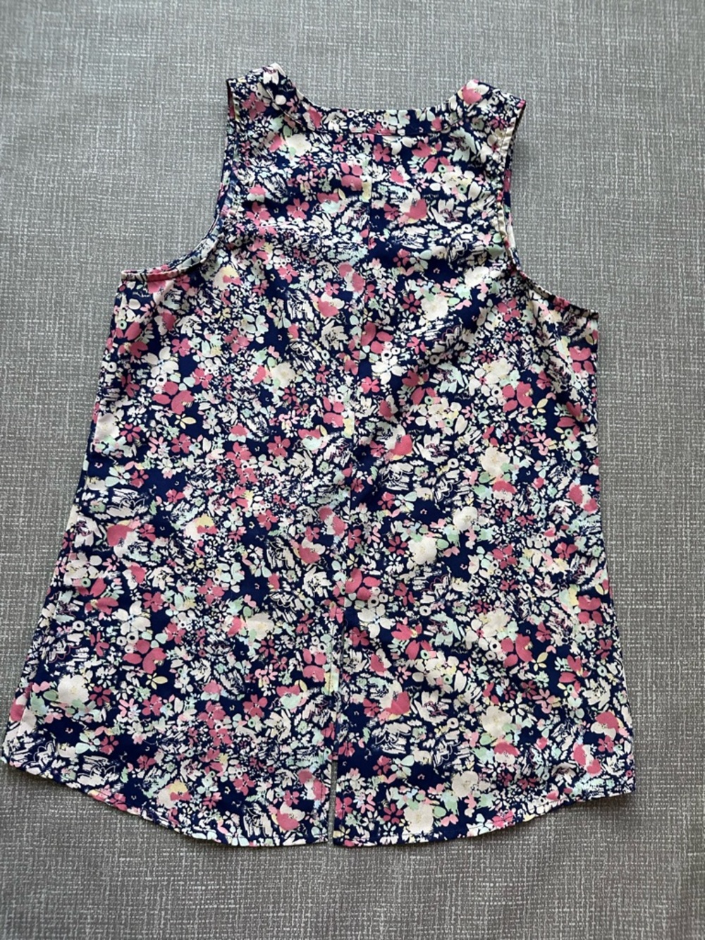 Sanctuary Navy Floral Tie-Front Sleeveless Camisole - Picture 3 of 12